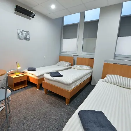 Hostel Pod Nocnym Aniolem *