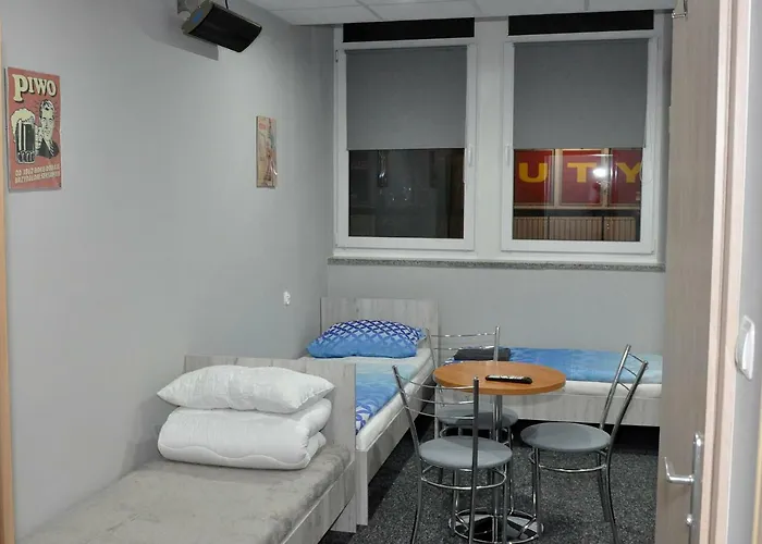 Pod Nocnym Aniolem Hostel *