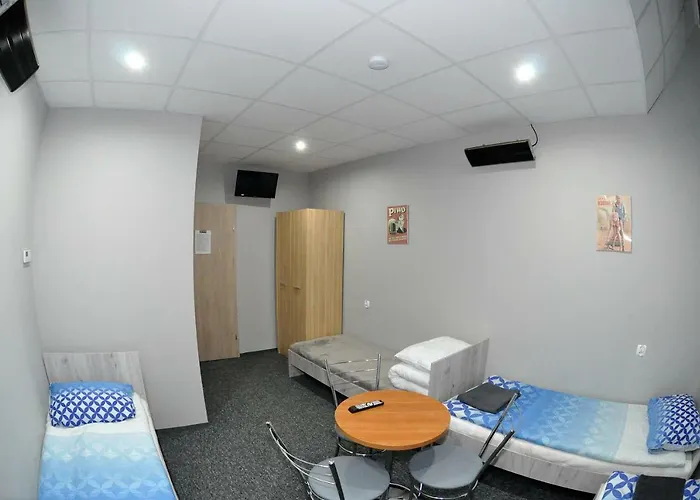 Pod Nocnym Aniolem Hostel Glogow (Glogow)