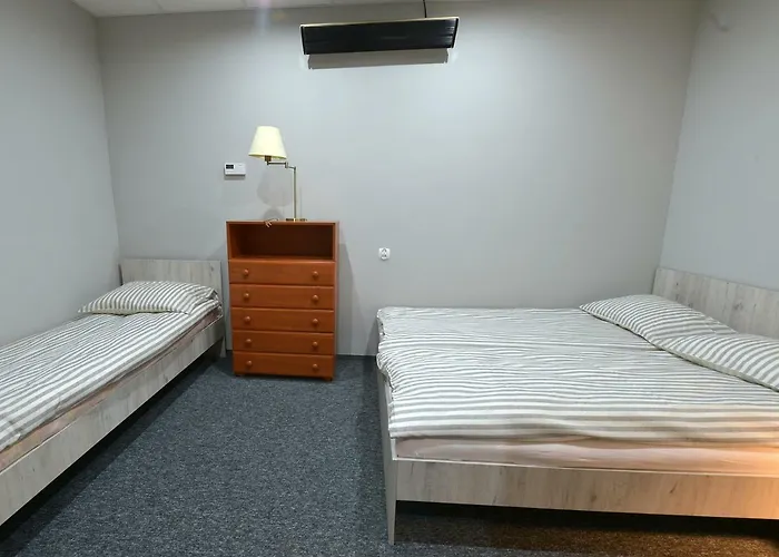 Pod Nocnym Aniolem * Glogow (Glogow)