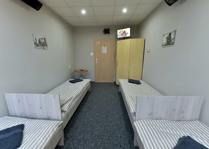 Pod Nocnym Aniolem Glogow (Glogow)